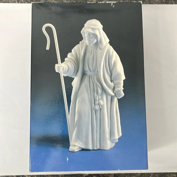 Avon Nativity Collectibles 1983 The Shepherd Porcelain Figurine - Picture 1 of 4